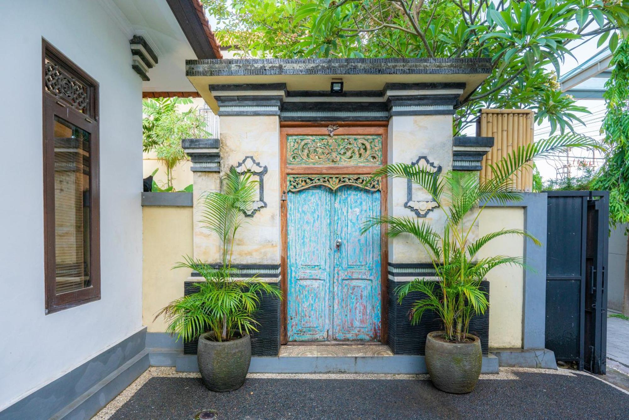 Walking To The Beach At Omahati Villa Canggu Bali Exterior foto