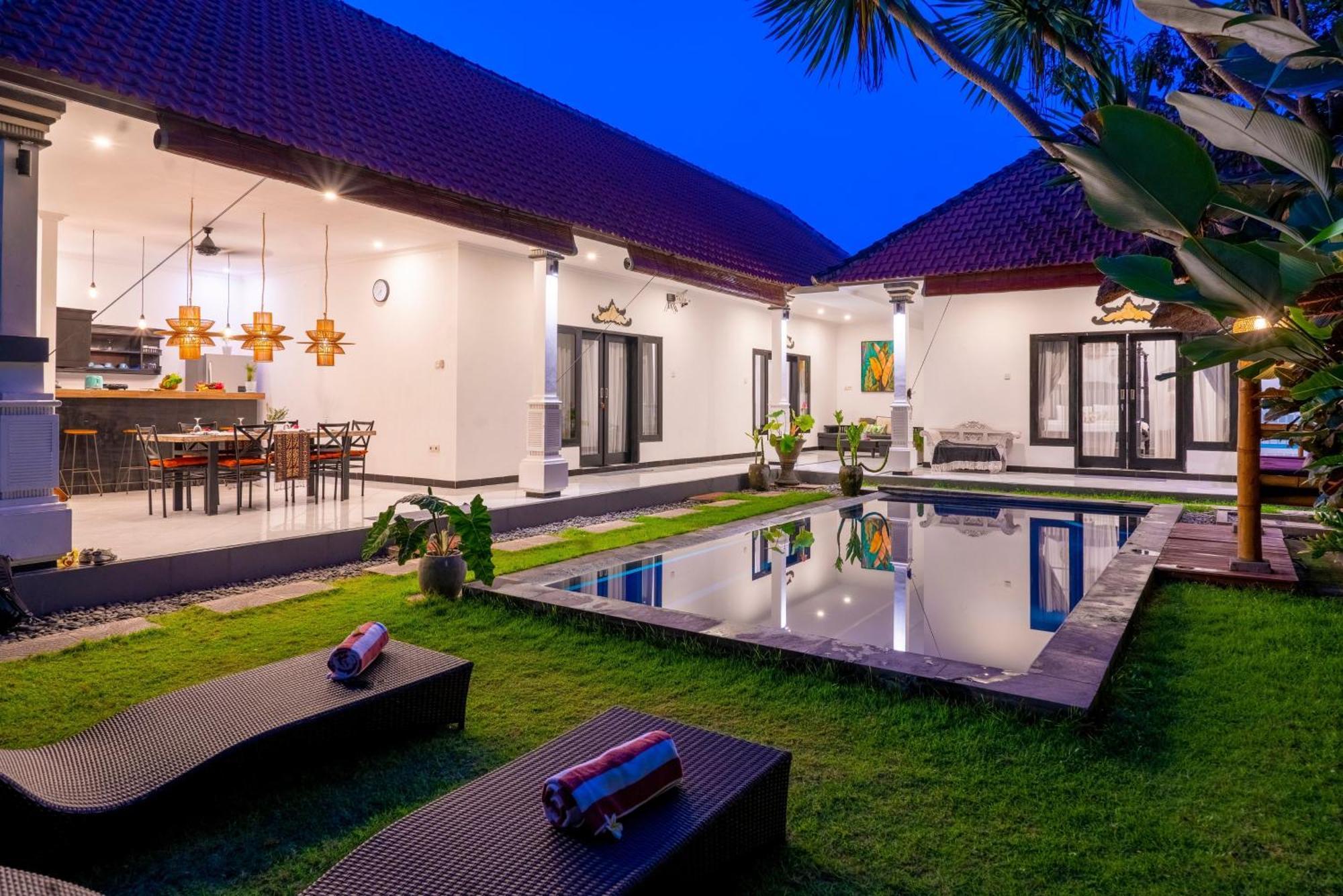 Walking To The Beach At Omahati Villa Canggu Bali Exterior foto
